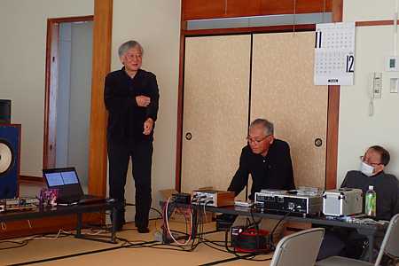 �������鐴������